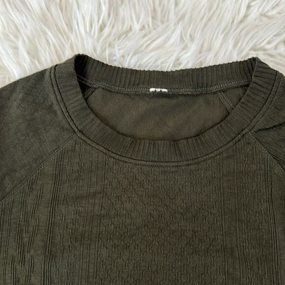 LULULEMON SHIRT SIZE S - Picture 8 of 9